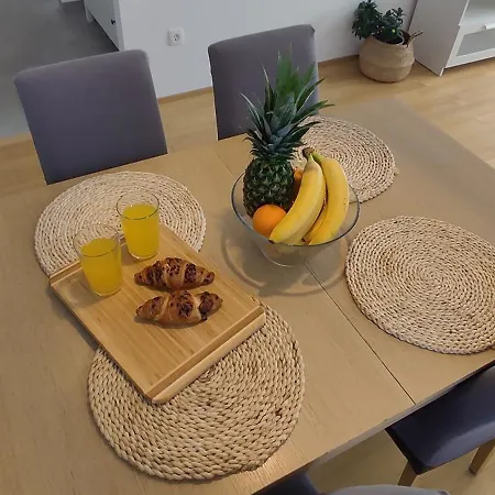 Lucija Apartament *